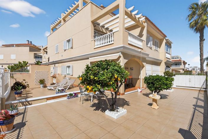 Orihuela Costa, House