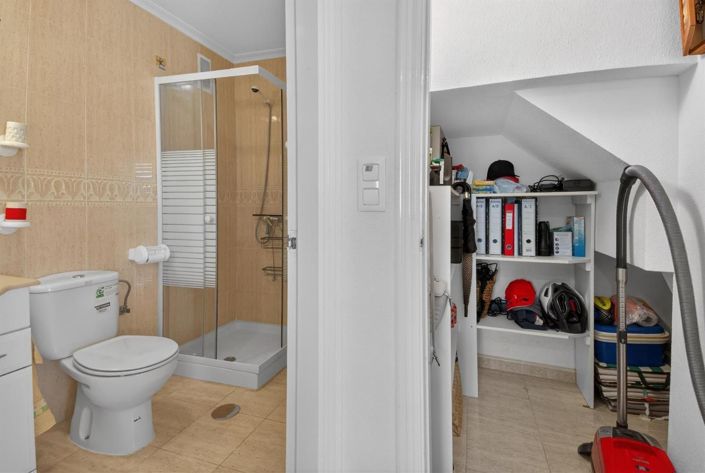 Image No.14-3 Bed House for sale