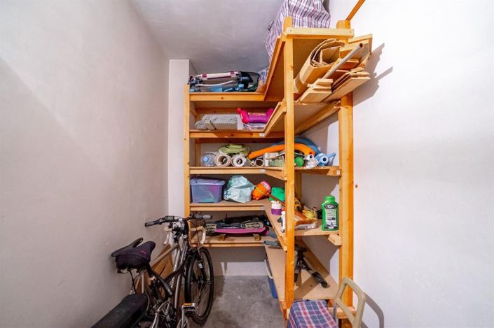 Image No.35-3 Bed House for sale