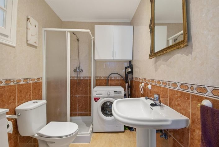 Image No.13-3 Bed Villa for sale