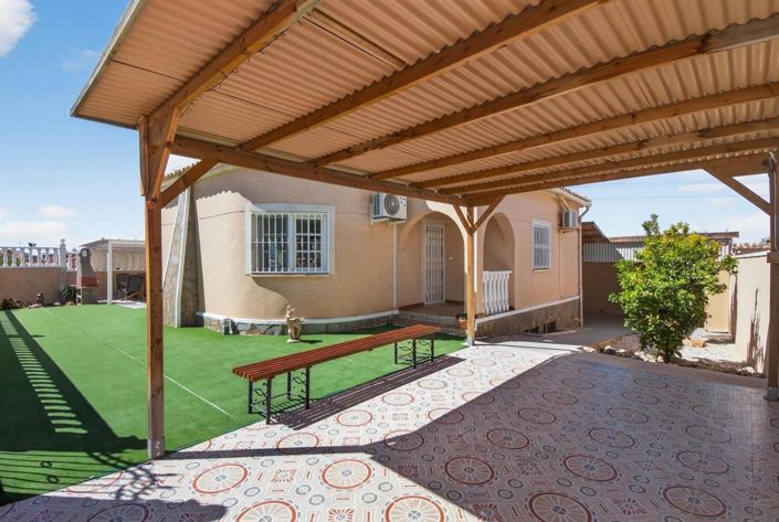 Image No.25-3 Bed Villa for sale