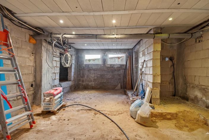 Image No.26-3 Bed Villa for sale