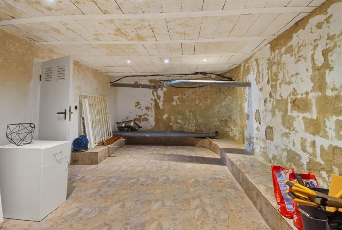 Image No.27-3 Bed Villa for sale