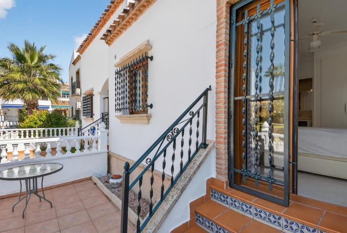 Image No.21-2 Bed House for sale