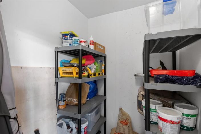 Image No.32-2 Bed House for sale