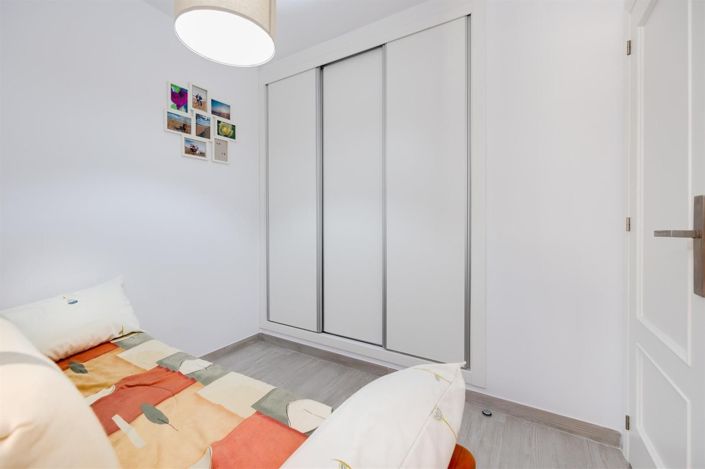 Image No.12-1 Bed Apartment for sale