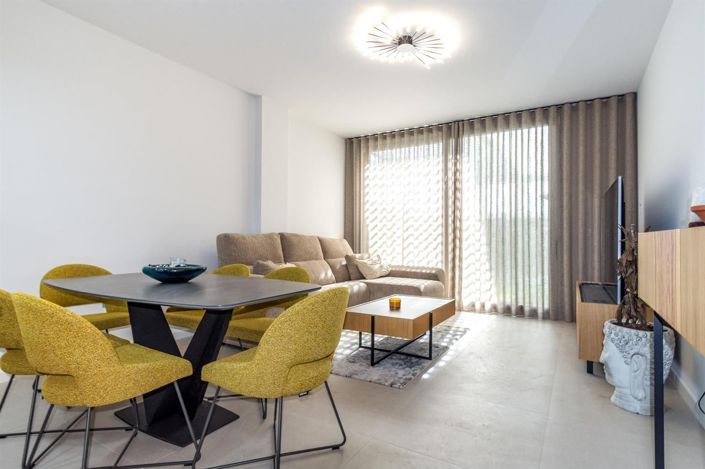 Image No.24-3 Bed House for sale