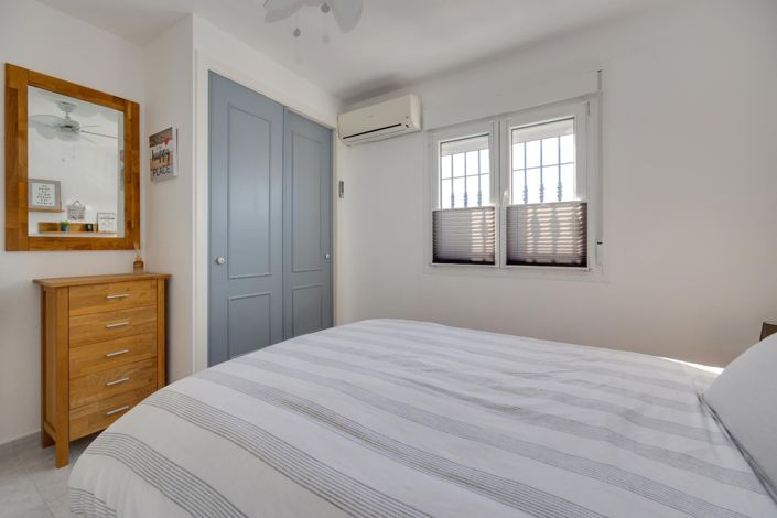 Image No.23-2 Bed Bungalow for sale