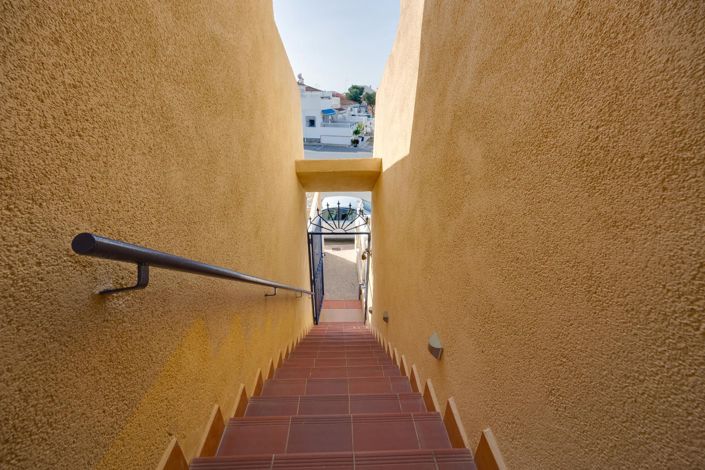 Image No.33-2 Bed Bungalow for sale