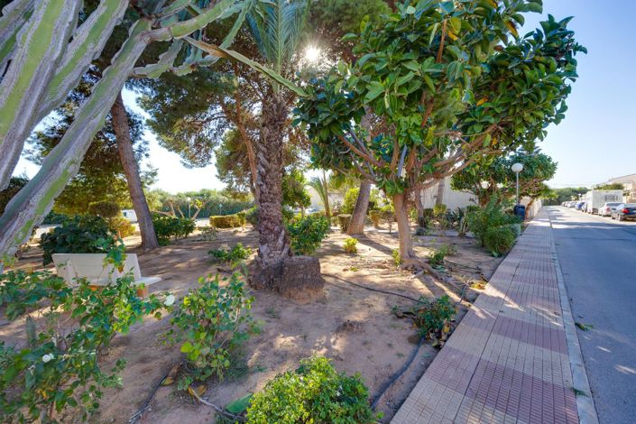 Image No.44-2 Bed Bungalow for sale