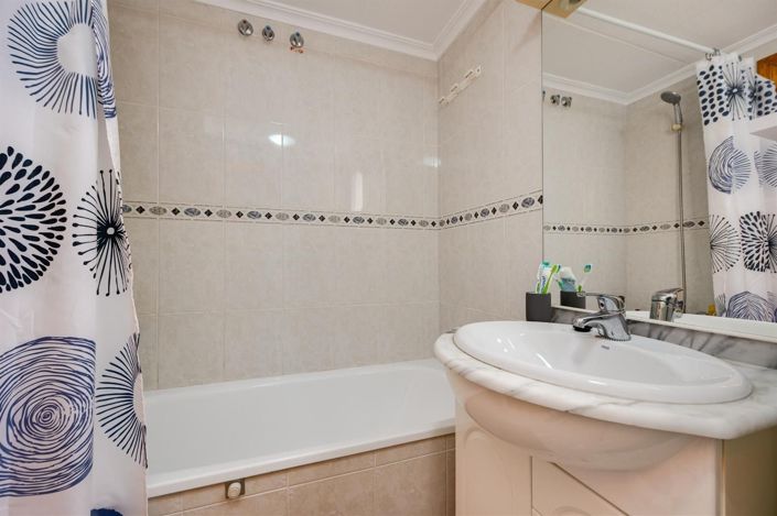 Image No.15-2 Bed Apartment for sale