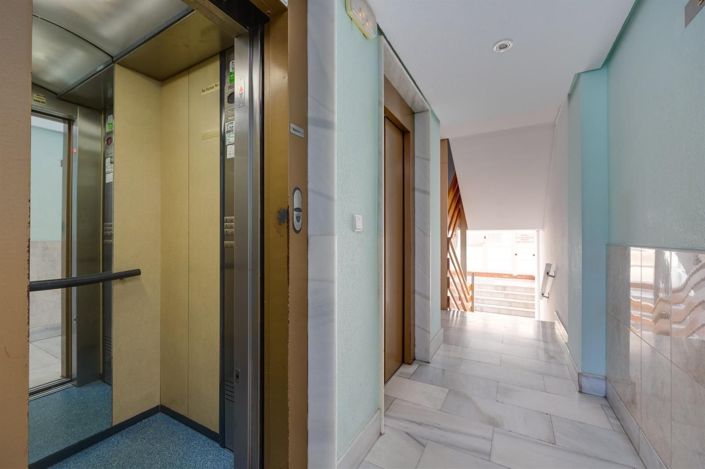 Image No.21-2 Bed Apartment for sale