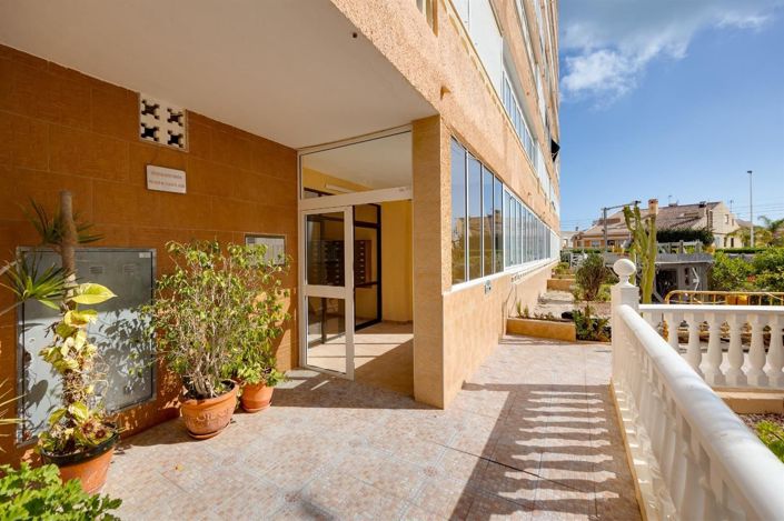 Image No.20-1 Bed Apartment for sale