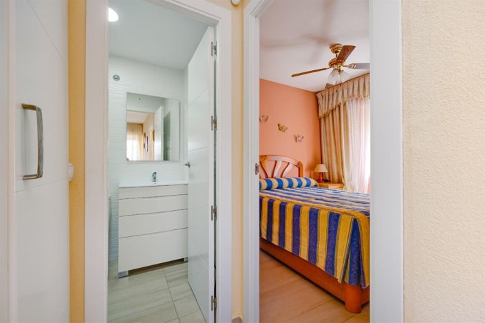 Image No.28-2 Bed House for sale