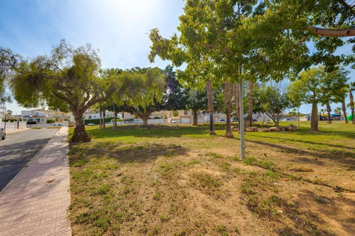 Image No.39-2 Bed House for sale