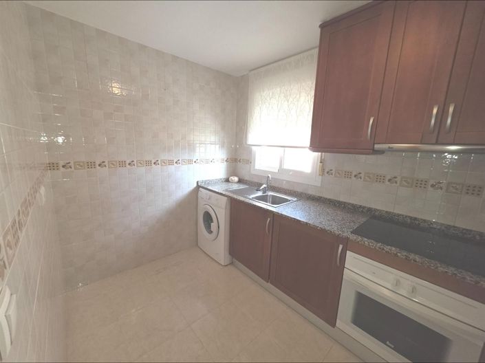 Image No.16-2 Bed Apartment for sale