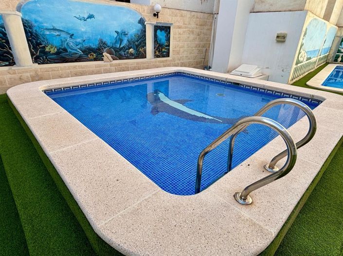 Image No.29-2 Bed Apartment for sale