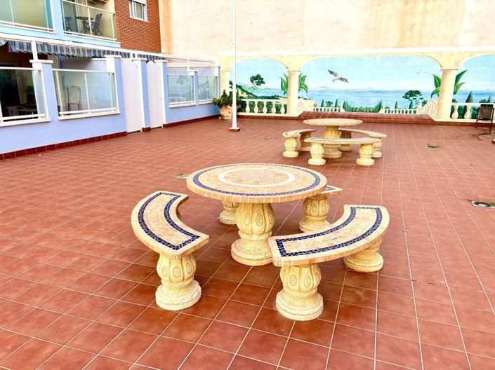 Image No.31-2 Bed Apartment for sale