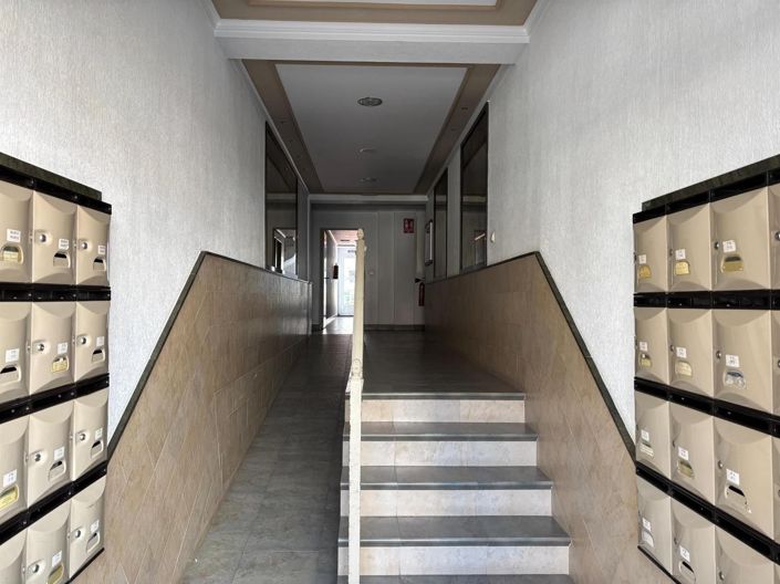 Image No.33-2 Bed Apartment for sale