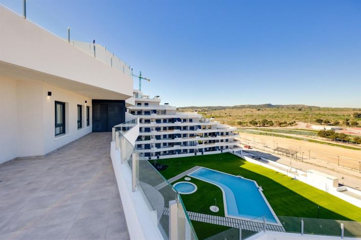 Image No.16-3 Bed Apartment for sale