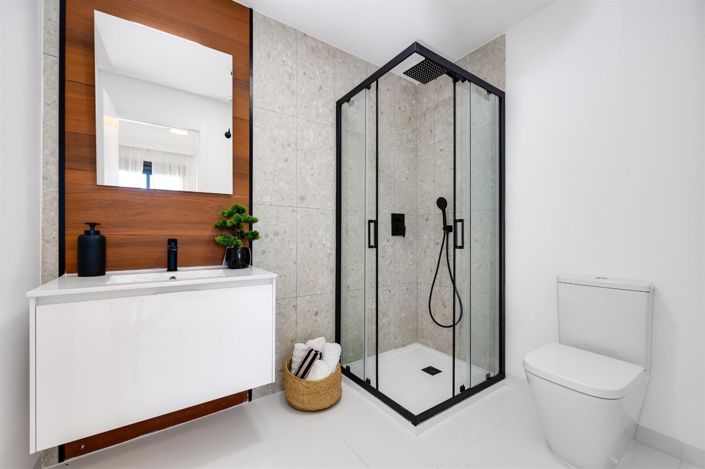 Image No.9-3 Bed Apartment for sale