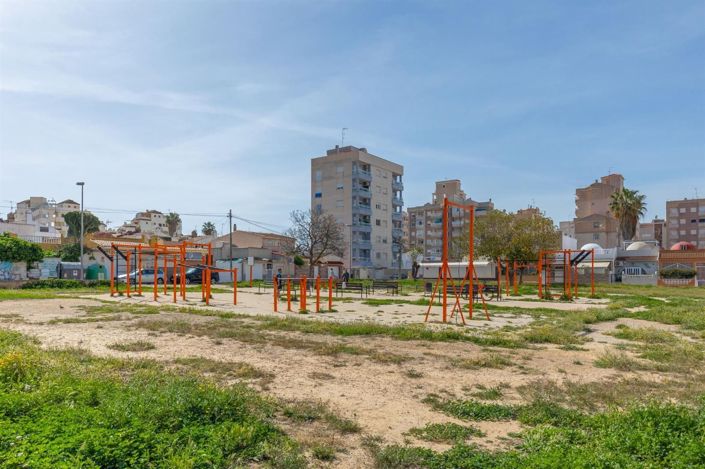 Image No.28-2 Bed Apartment for sale