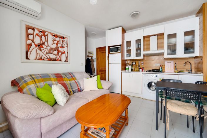 Image No.10-1 Bed Apartment for sale