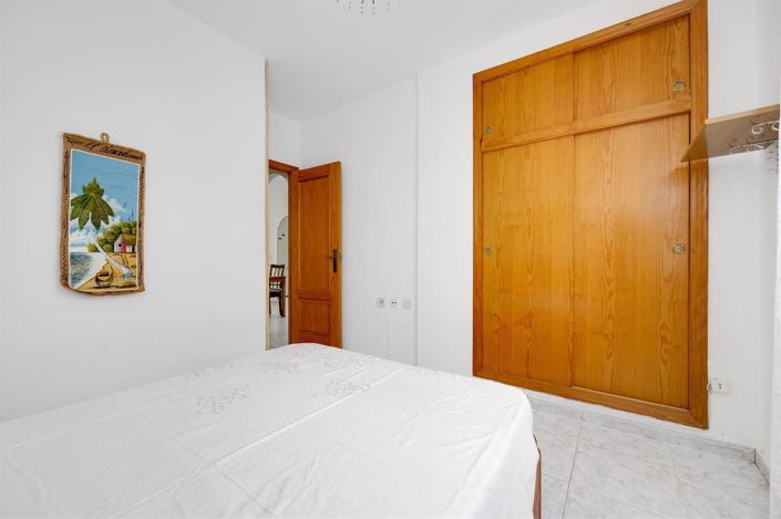 Image No.17-2 Bed Apartment for sale