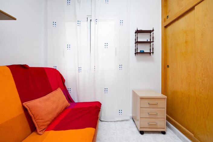 Image No.20-2 Bed Apartment for sale