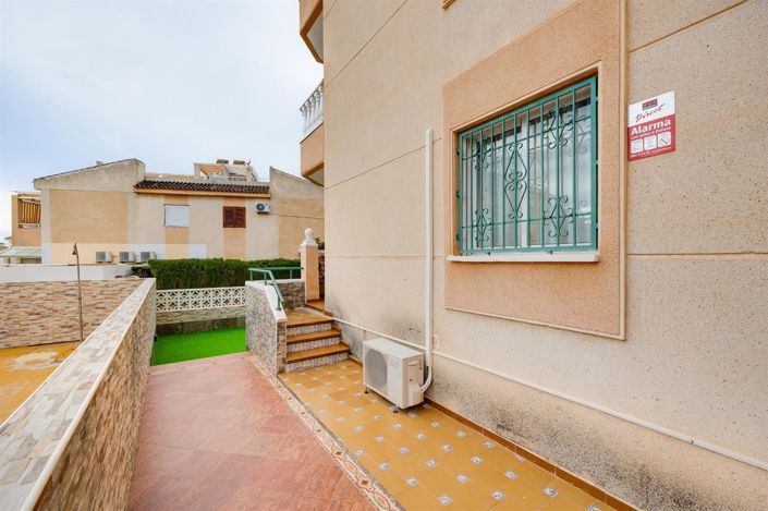 Image No.25-2 Bed Apartment for sale