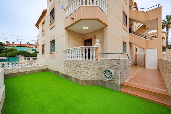 Image No.27-2 Bed Apartment for sale