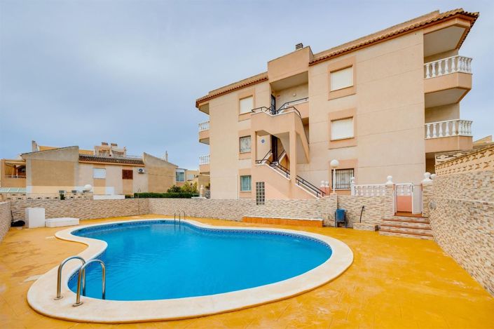 Image No.30-2 Bed Apartment for sale