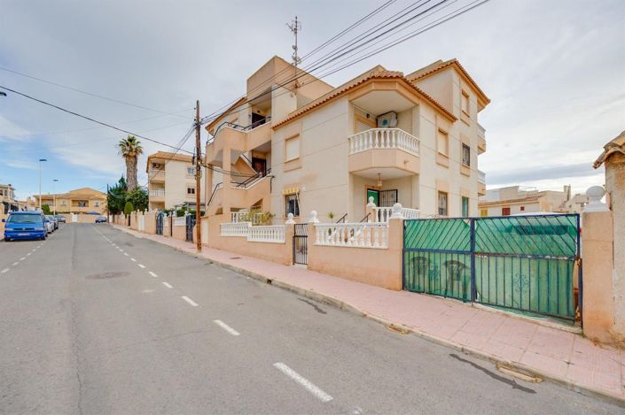 Image No.33-2 Bed Apartment for sale