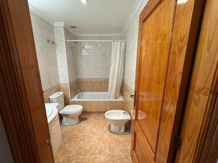 Image No.21-2 Bed Apartment for sale