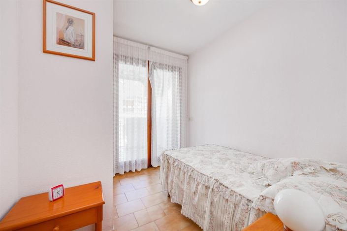 Image No.20-3 Bed Bungalow for sale