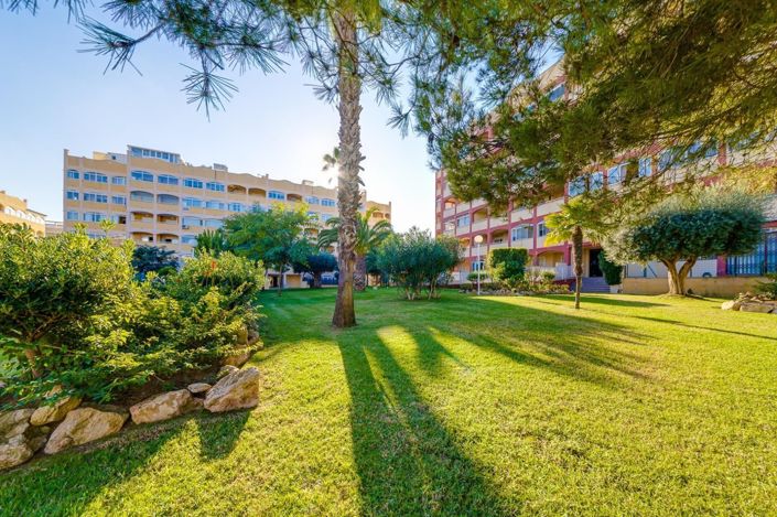 Image No.34-2 Bed Apartment for sale