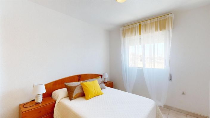 Image No.7-2 Bed Apartment for sale