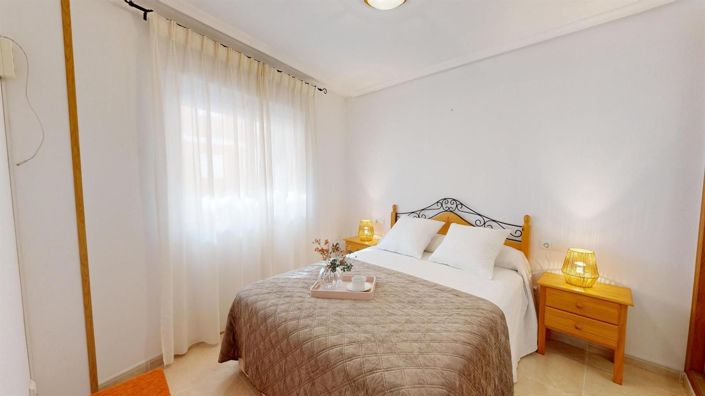 Image No.18-2 Bed Apartment for sale