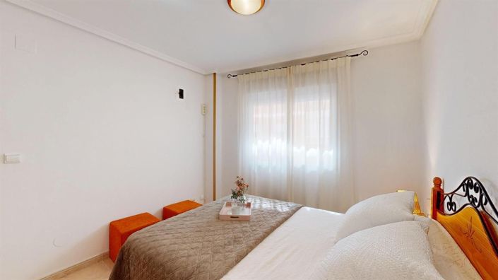 Image No.19-2 Bed Apartment for sale