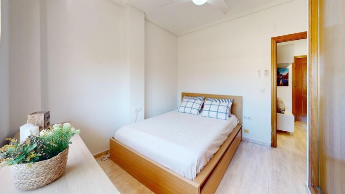 Image No.18-2 Bed Apartment for sale
