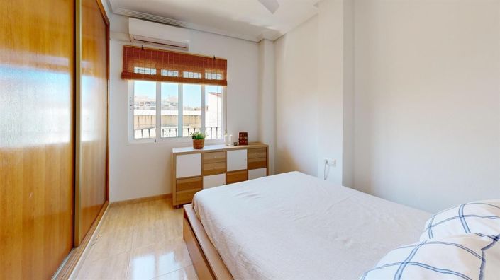 Image No.19-2 Bed Apartment for sale