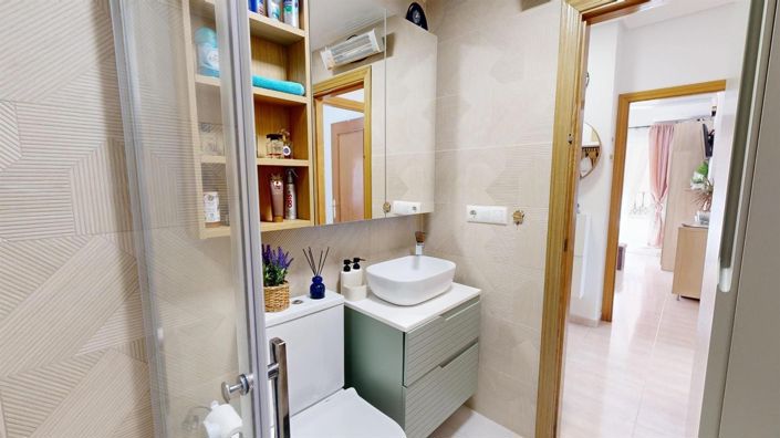 Image No.21-2 Bed Apartment for sale