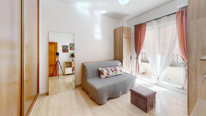 Image No.25-2 Bed Apartment for sale