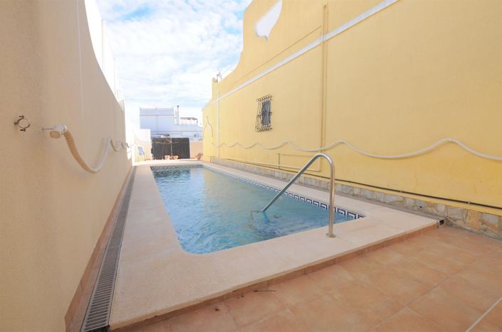 Image No.11-3 Bed Villa for sale