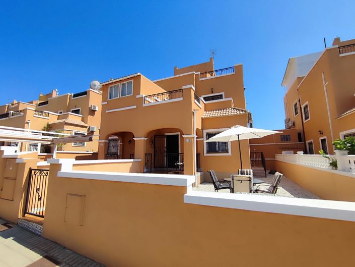 Image No.3-Maison de 3 chambres à vendre à Orihuela Costa