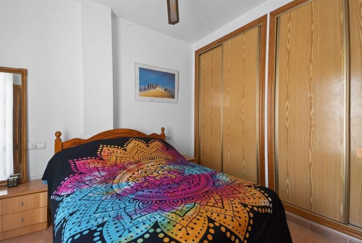 Image No.14-2 Bed House for sale