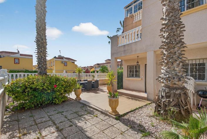 Image No.23-2 Bed House for sale