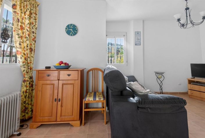 Image No.7-2 Bed House for sale