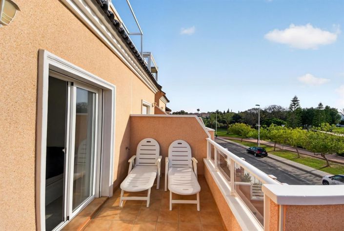 Image No.20-3 Bed House for sale