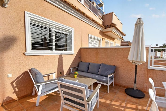Image No.31-3 Bed House for sale
